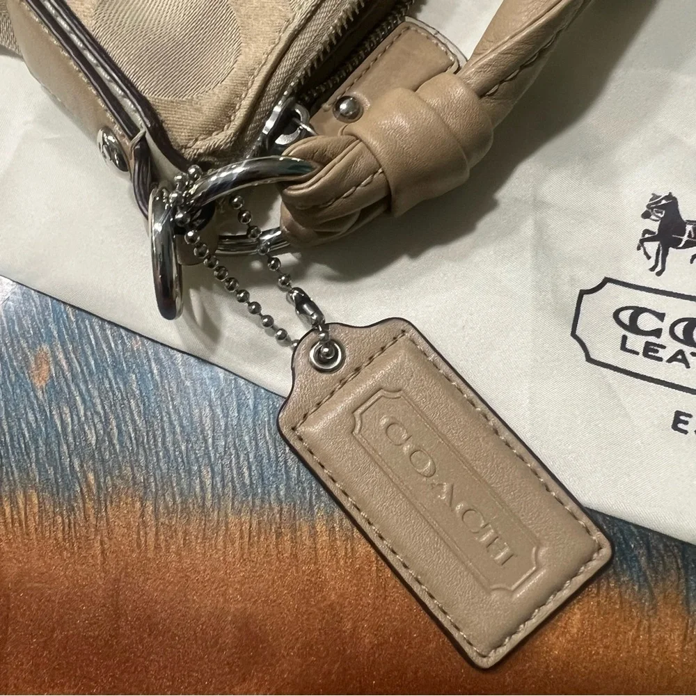 Coach Hobo Tan Shoulder Bag Signature Monogram Light Khaki Sand Lavender